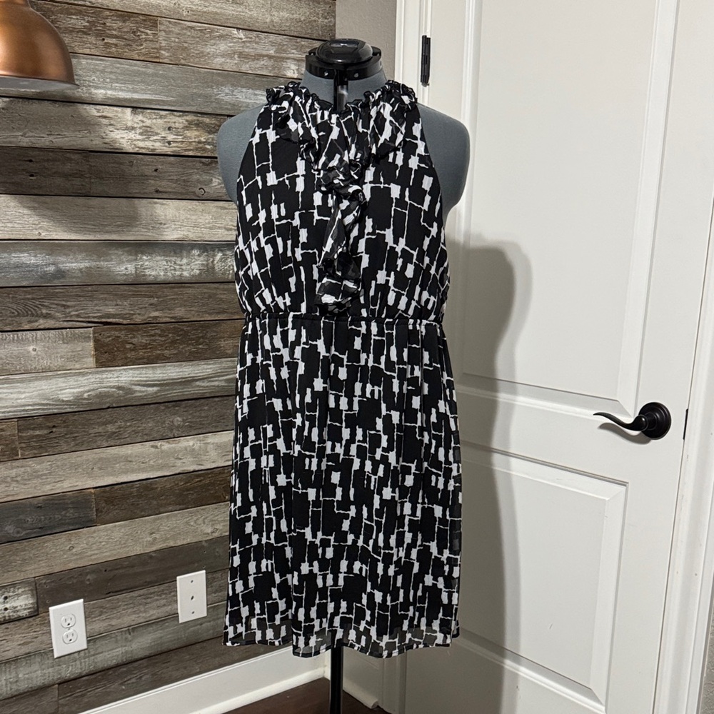 Merona Black and White Geometric Midi Dress